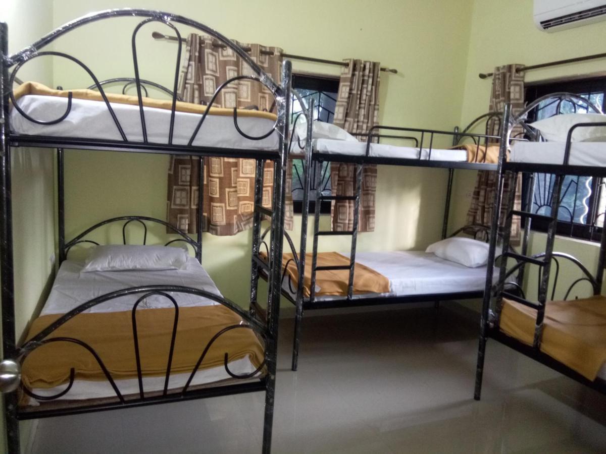 Bella Pensao Bed & Breakfast Parra ภายนอก รูปภาพ